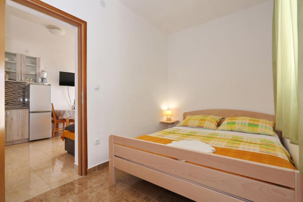 Apartments Vlado I Vesna Rtina Bagian luar foto