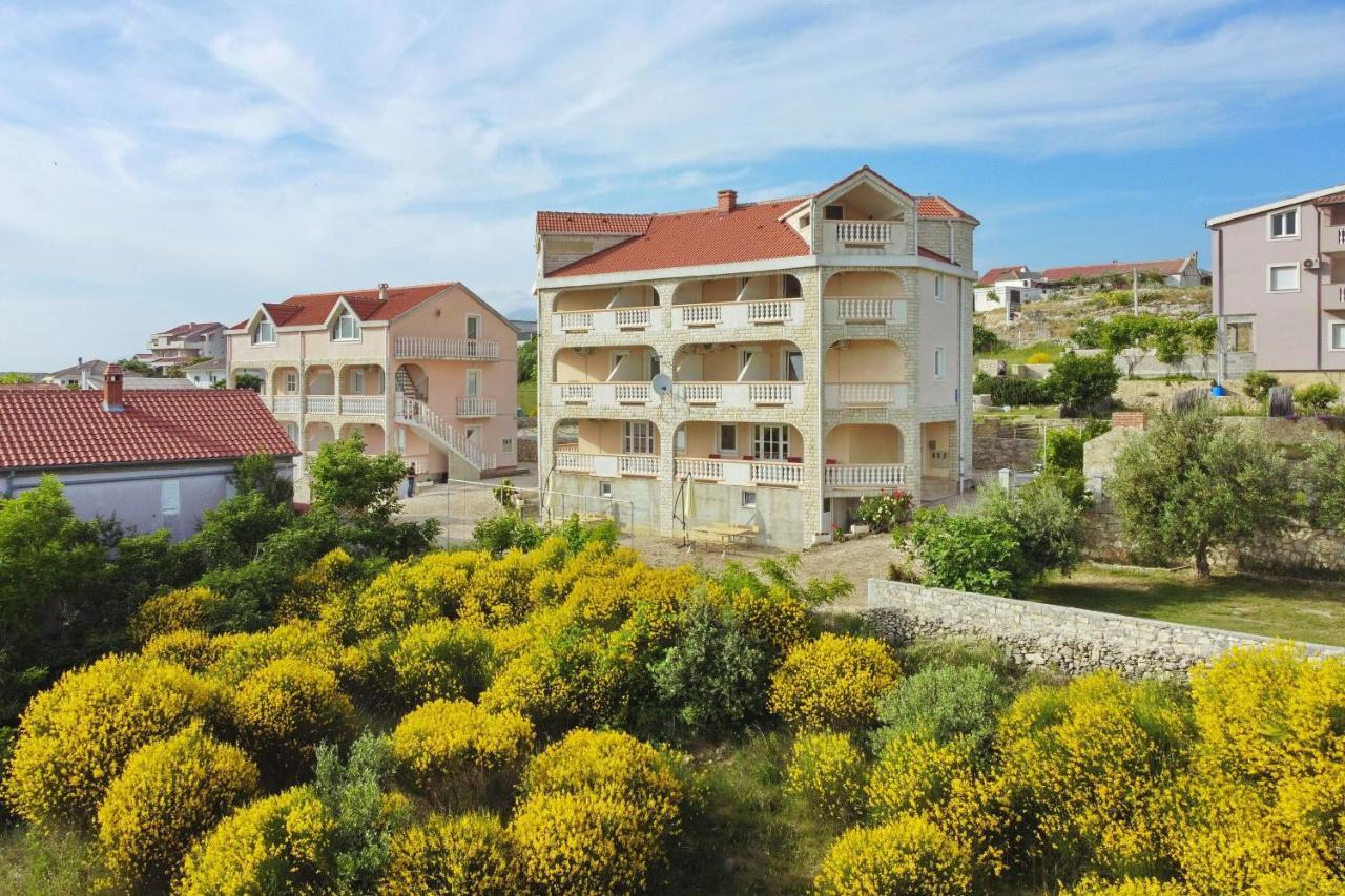 Apartments Vlado I Vesna Rtina Bagian luar foto