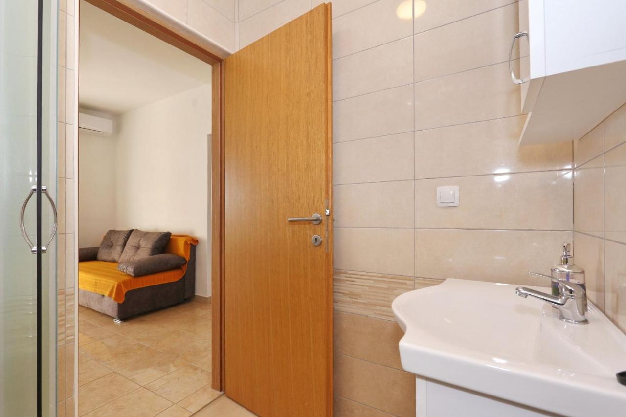 Apartments Vlado I Vesna Rtina Bagian luar foto