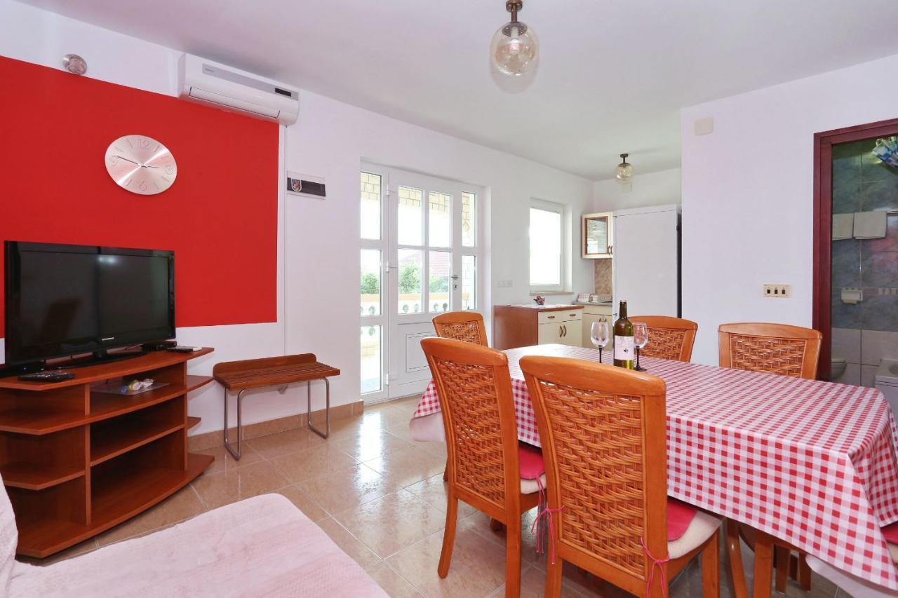 Apartments Vlado I Vesna Rtina Bagian luar foto
