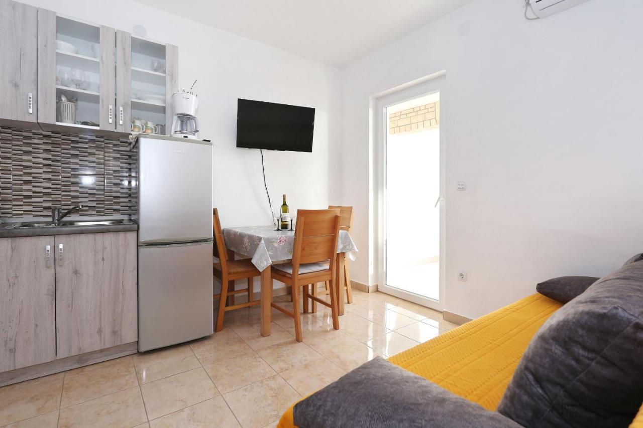 Apartments Vlado I Vesna Rtina Bagian luar foto