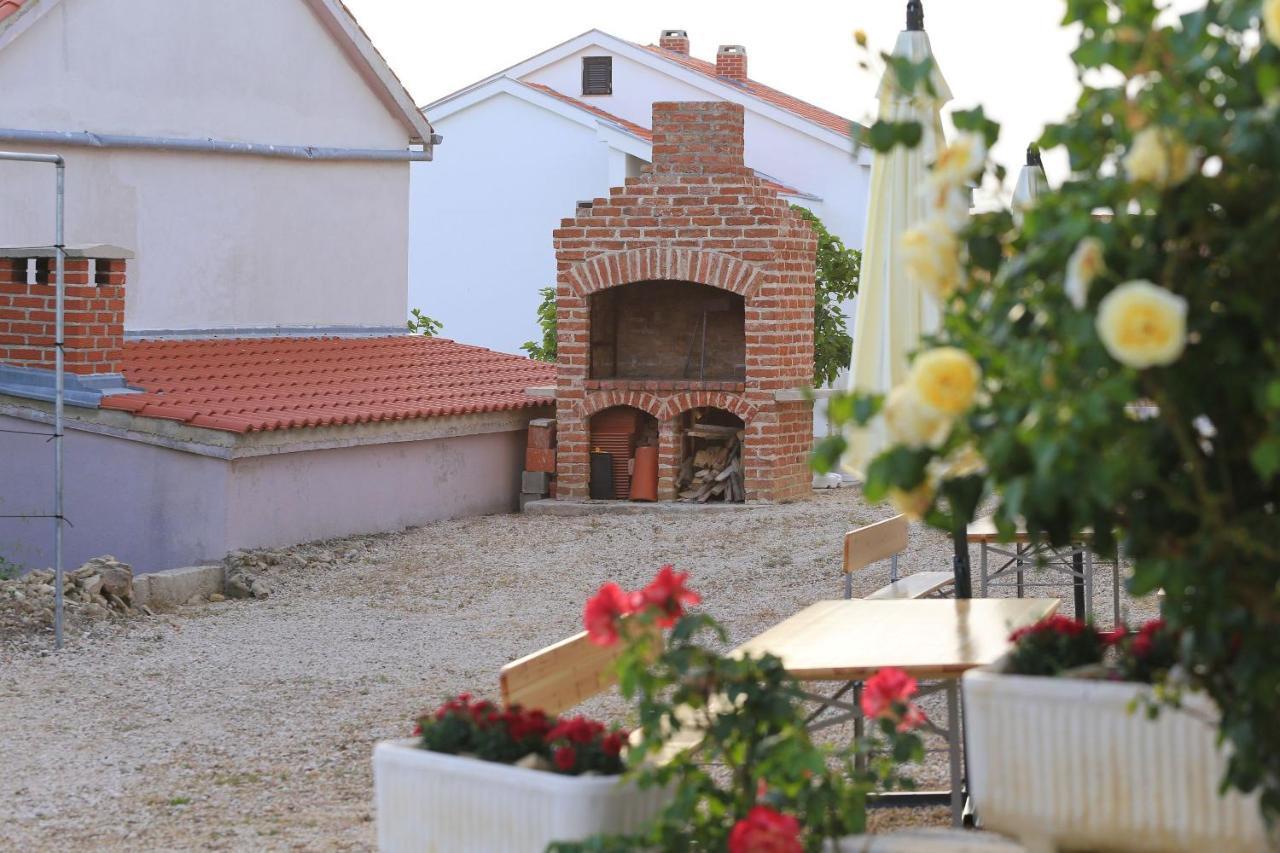 Apartments Vlado I Vesna Rtina Bagian luar foto