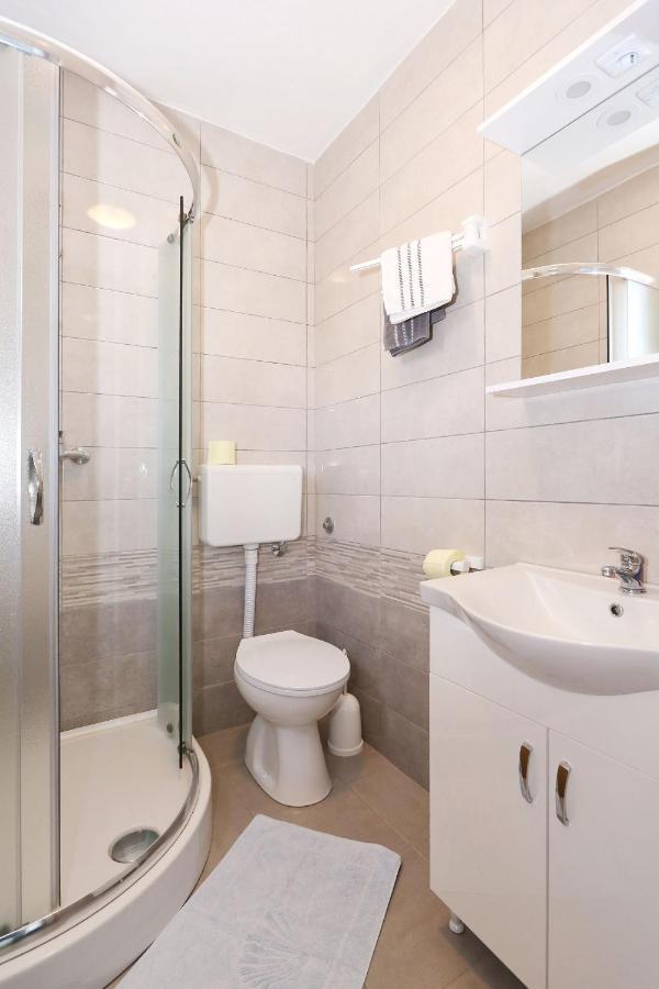 Apartments Vlado I Vesna Rtina Bagian luar foto