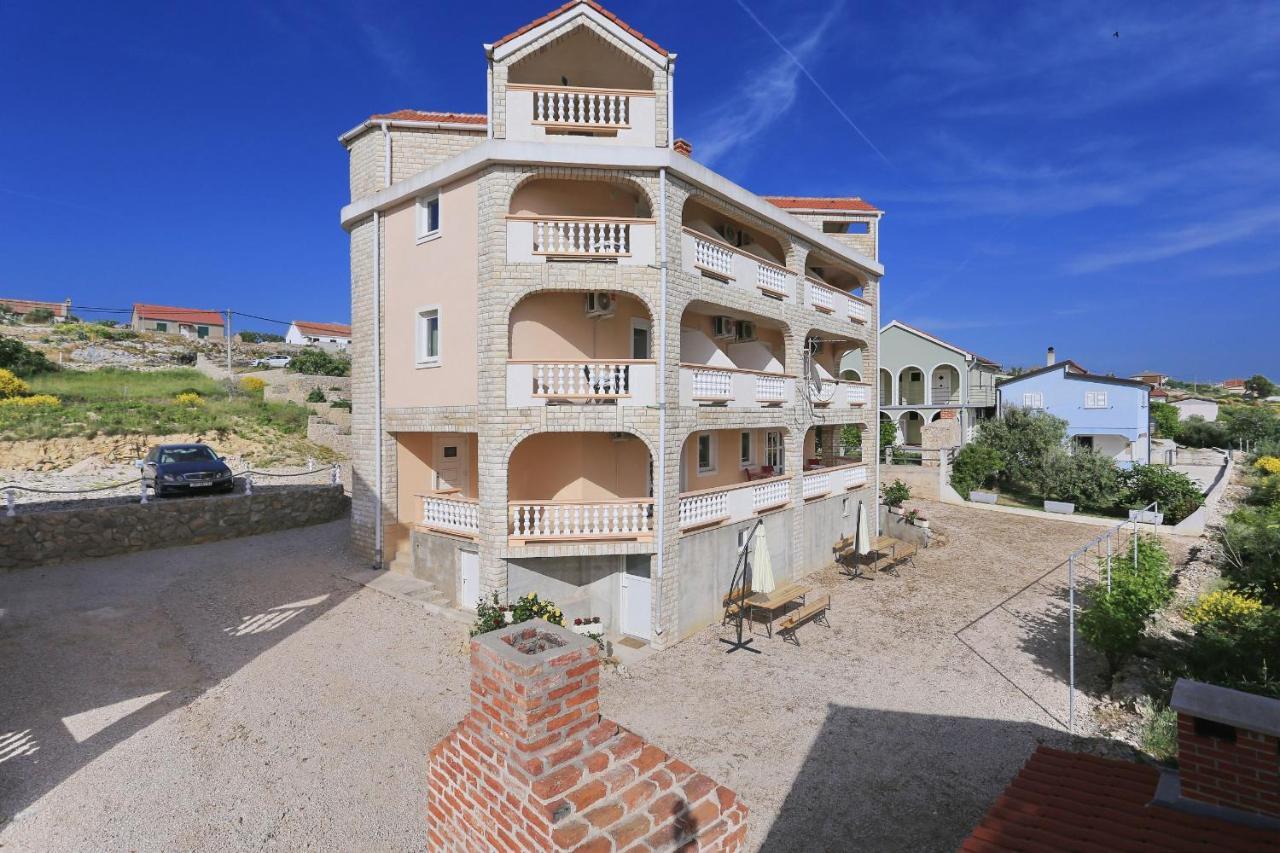 Apartments Vlado I Vesna Rtina Bagian luar foto