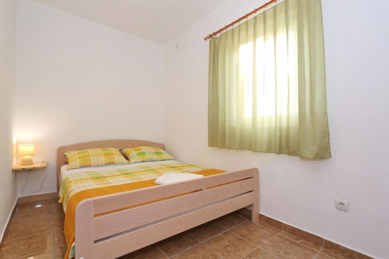 Apartments Vlado I Vesna Rtina Bagian luar foto