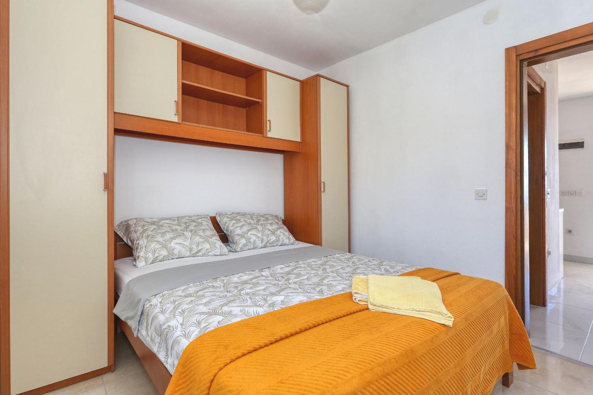 Apartments Vlado I Vesna Rtina Bagian luar foto