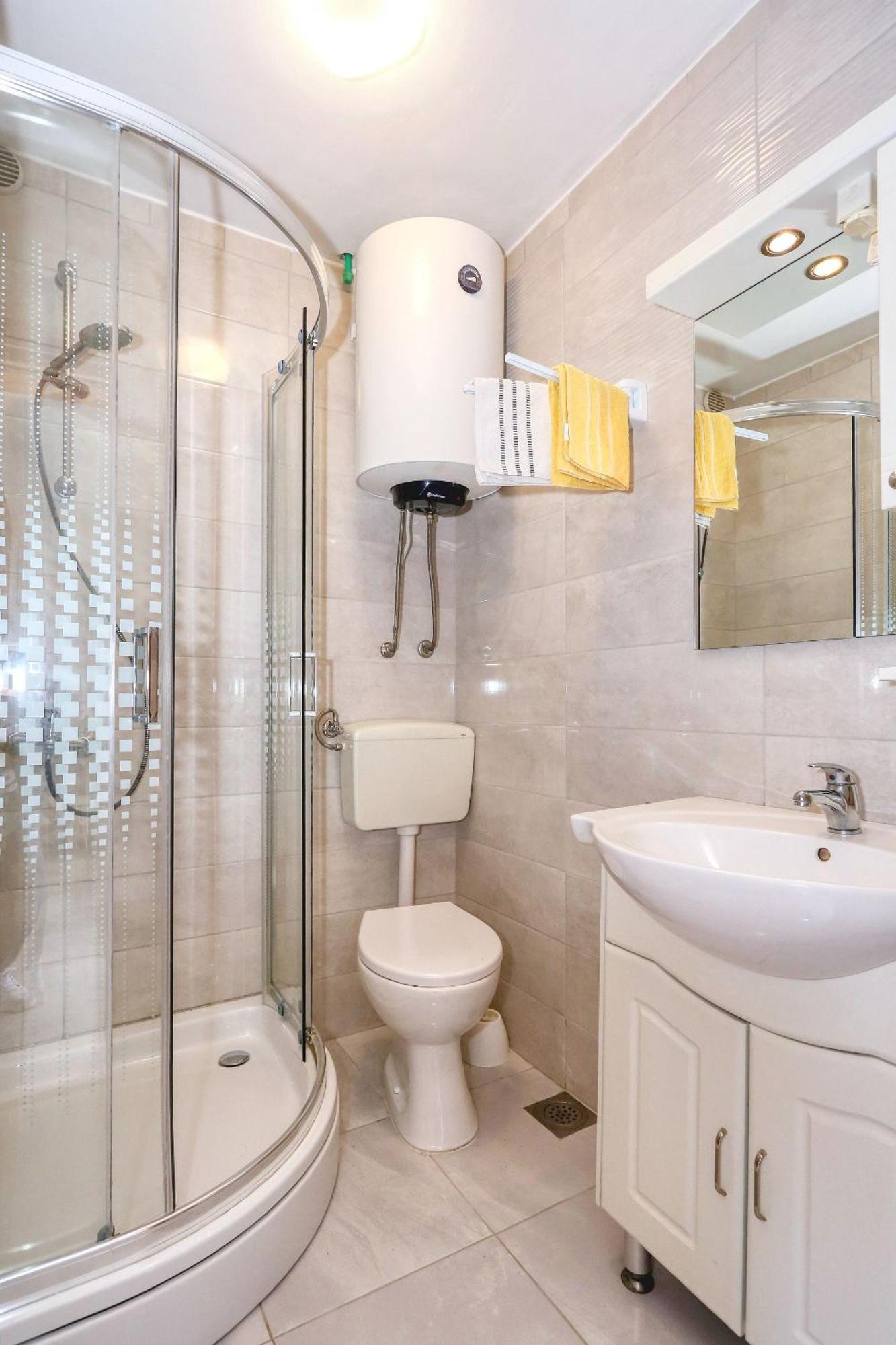Apartments Vlado I Vesna Rtina Bagian luar foto