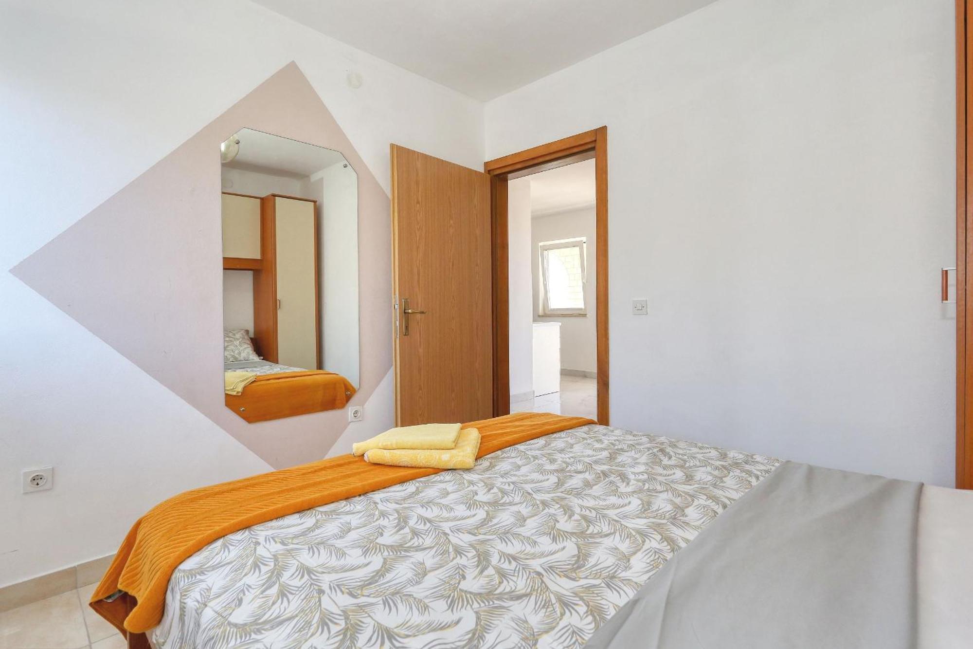 Apartments Vlado I Vesna Rtina Bagian luar foto